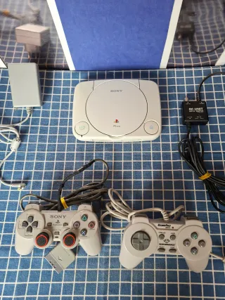 PSONE ORIGINAL COMPLETA 2 MANDOS 