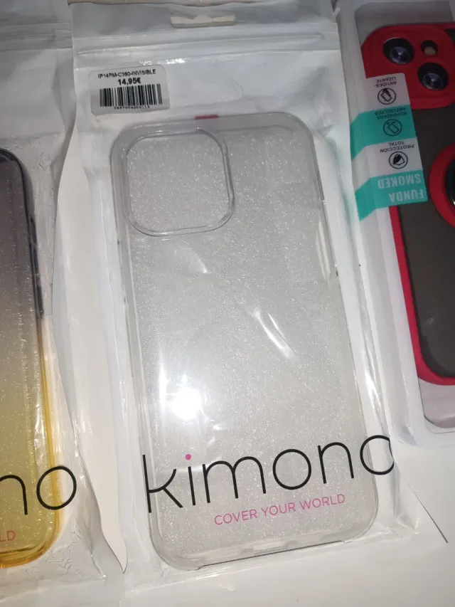 Lotto di 8 nuovissime custodie per iPhone 14