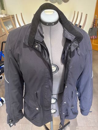 Chaqueta de moto para mujer talla XXL. 
