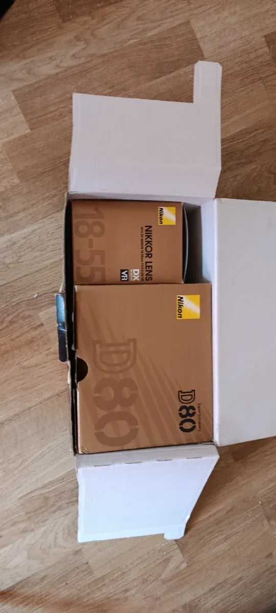 Cámara Nikon D80 Kit AF-S DX 18-55 VR