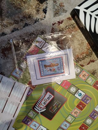 Juego de mesa educativo para aprender inglés