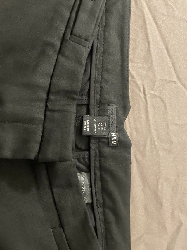 Pantalón chino H&M mujer T.46 color negro.