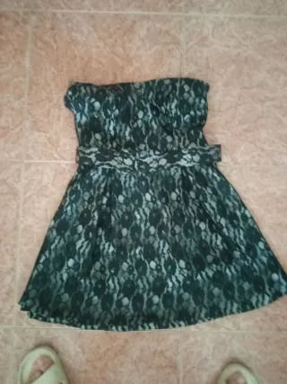 Vestido de fiesta encaje negro y beige