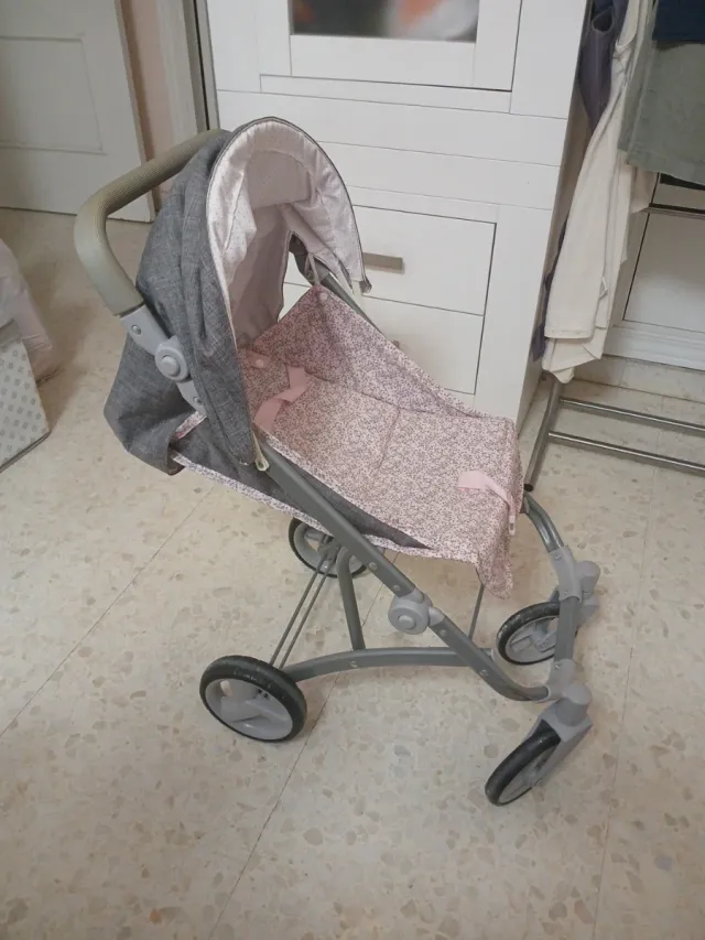 Carrito de muñecas plegable gris y rosa