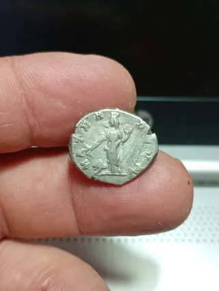 Moneda romana denario JULIA AVGVSTA plata