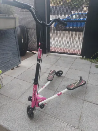Patinete de 3 ruedas rosa