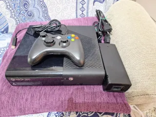 Xbox 360 E Negra