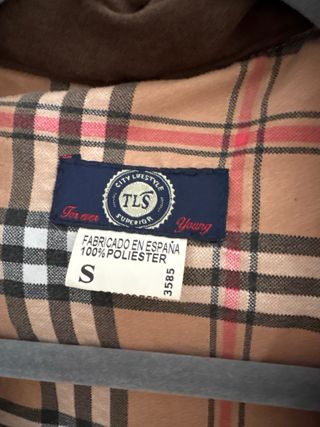 Chaleco Burberry acolchado cuadros Talla S