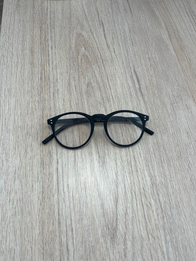 Gafas de lectura negras