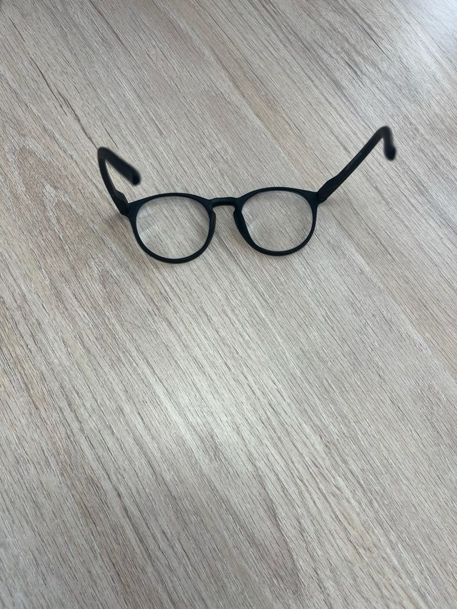 Gafas de lectura negras