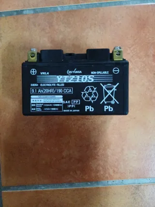 Batería yamaha tenere t7 GS Yuasa YTZ10S 12V 9.1Ah