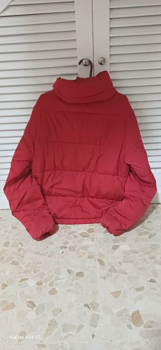 Chaqueta acolchada mujer roja