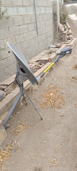 Antena Parabólica Satélite