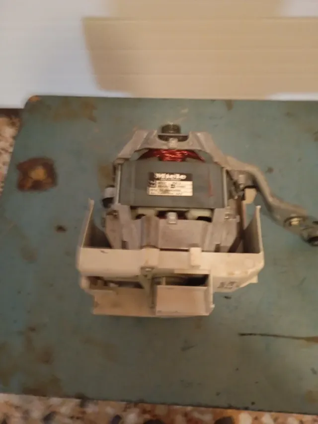 Motor de Lavagem Miele Softtronic 3104w