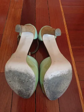 Zapatos altos italianos aguamarina talla 41