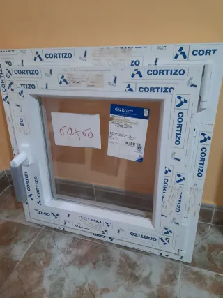 Ventana PVC Cortizo 60x60