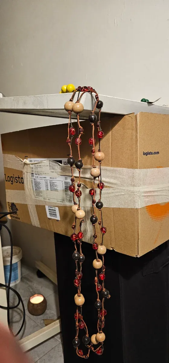 Caja de bisutería variada