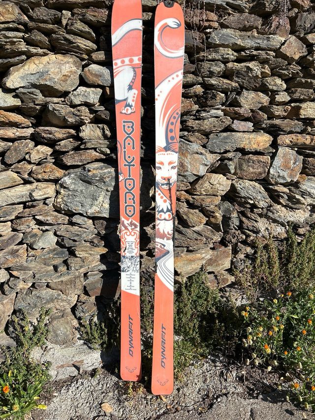 Esquís Montaña Dynafit Baltoro 167 con fijaciones