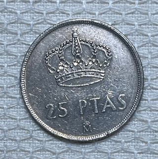 3 Monedas 25 Ptas 1982 (2) y 1984 (1)