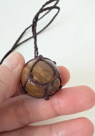 Collana macramè uovo Occhio di tigre