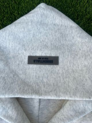 Sudadera Essentials Gris Talla S