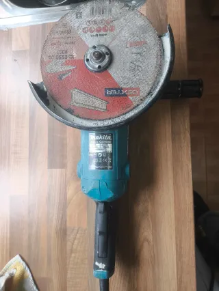 Radial Makita GA9050 230mm