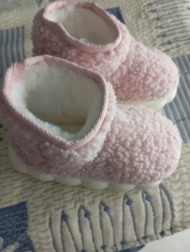 Zapatillas de casa para niños/as rosas