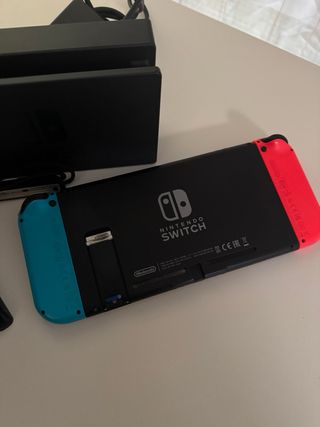 Nintendo Switch Azul y Rojo