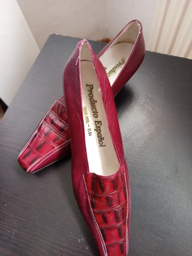 Zapatos de tacón rojos mujer