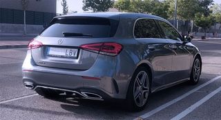 MERCEDES-BENZ A 200 d AMG Line (Euro 6d)