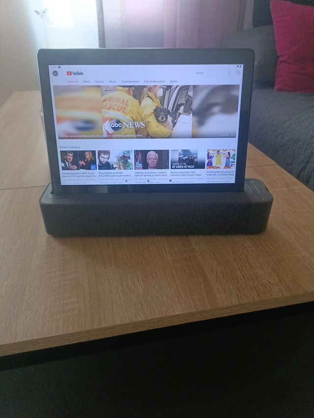 Tablet Lenovo Smart Tab M10 con altavoz Alexa