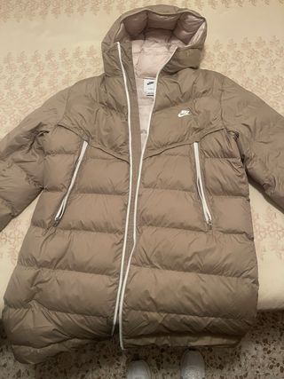 Parka Nike larga invierno beige