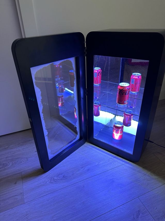 Nevera Expositor Coca Cola Edición Limitada