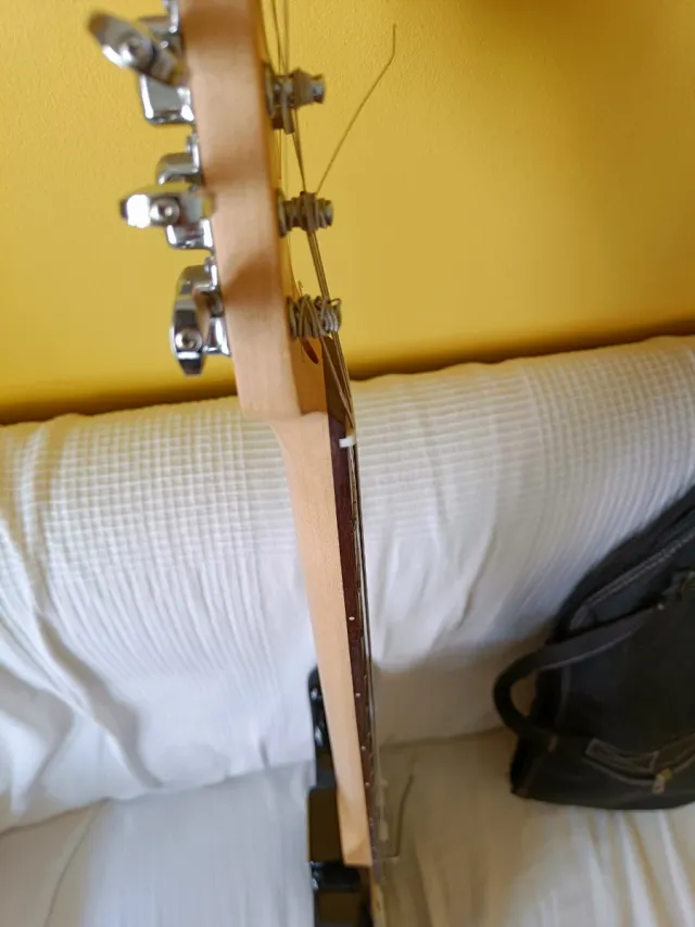 Squier Fender Stratocaster Negra