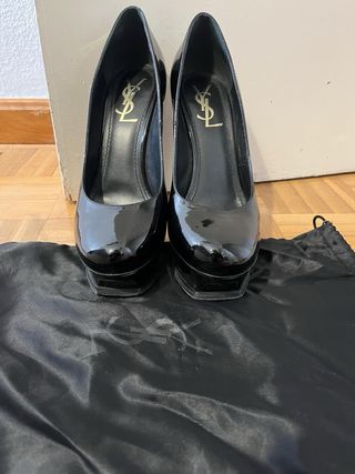 Yves Saint Laurent Trib Too Zapatos Tacón Negro