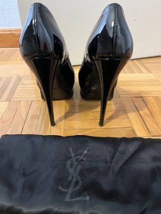 Yves Saint Laurent Trib Too Zapatos Tacón Negro