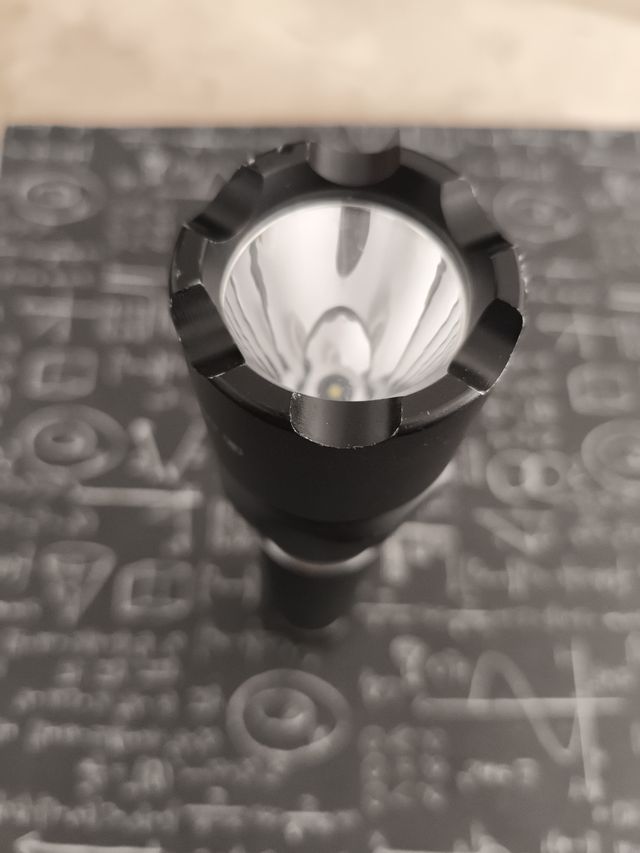 Linterna Barrister MAX3D