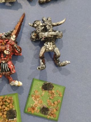 Desangradores Demonios del Caos - Miniaturas