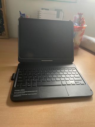 Funda con teclado iPad 10ª Gen