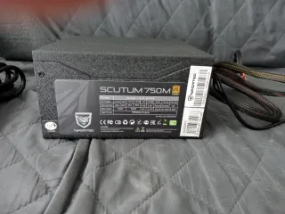 Fuente Alimentación Nfortec Scutum 750W Bronce