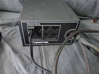 Fuente Alimentación Nfortec Scutum 750W Bronce