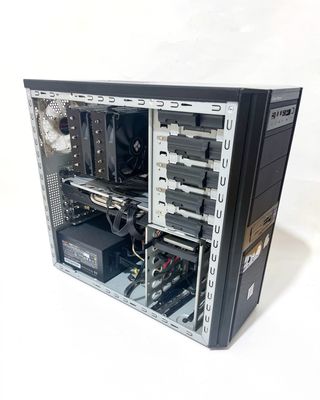 PC Gaming - i5 13600KF RX 580 8GB