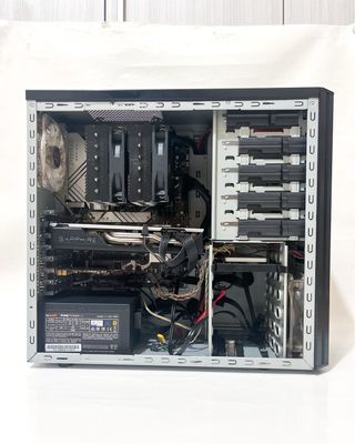 PC Gaming - i5 13600KF RX 580 8GB