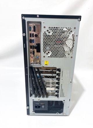 PC Gaming - i5 13600KF RX 580 8GB