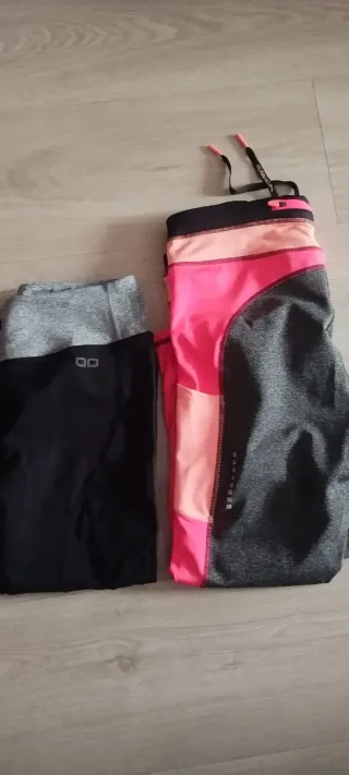 Mallas de gimnasio negras y rosas