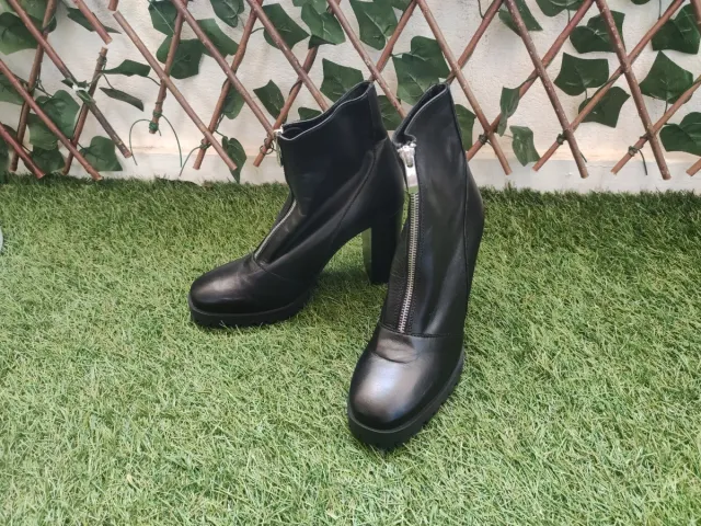 Botines Zara Piel Negros Cremallera