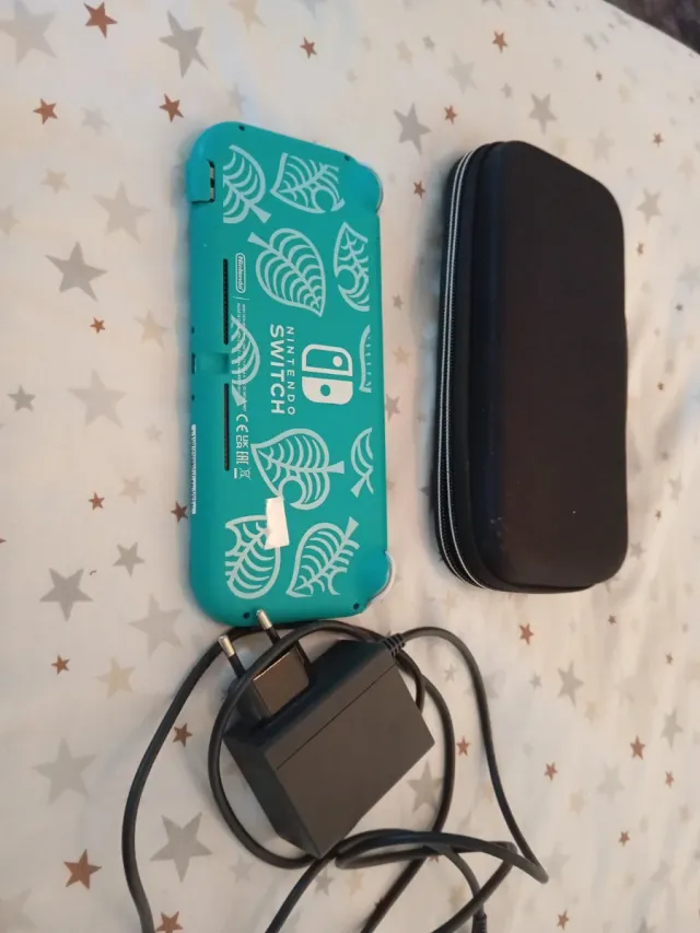 Nintendo Switch Lite Verde + Accesorios