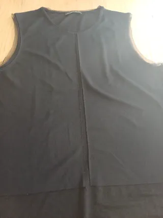 Camiseta Zara Negra sin Mangas