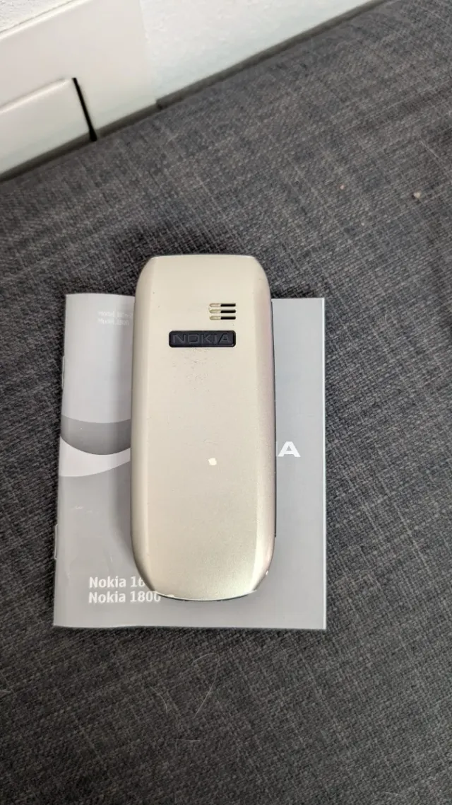 Nokia 1800 - Telefono Cellulare