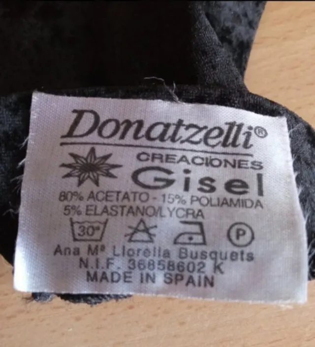 Bufanda y guantes aterciopelados